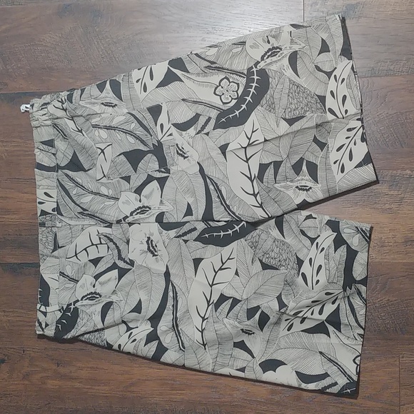 Wayne Scott Top/Bottom Wear, Size- XL & S,  Color- Multicolor - Picture 6 of 7